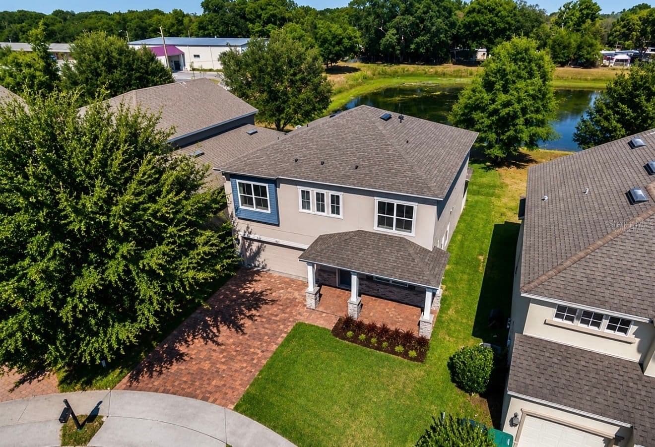 2813 ROSEGLEN