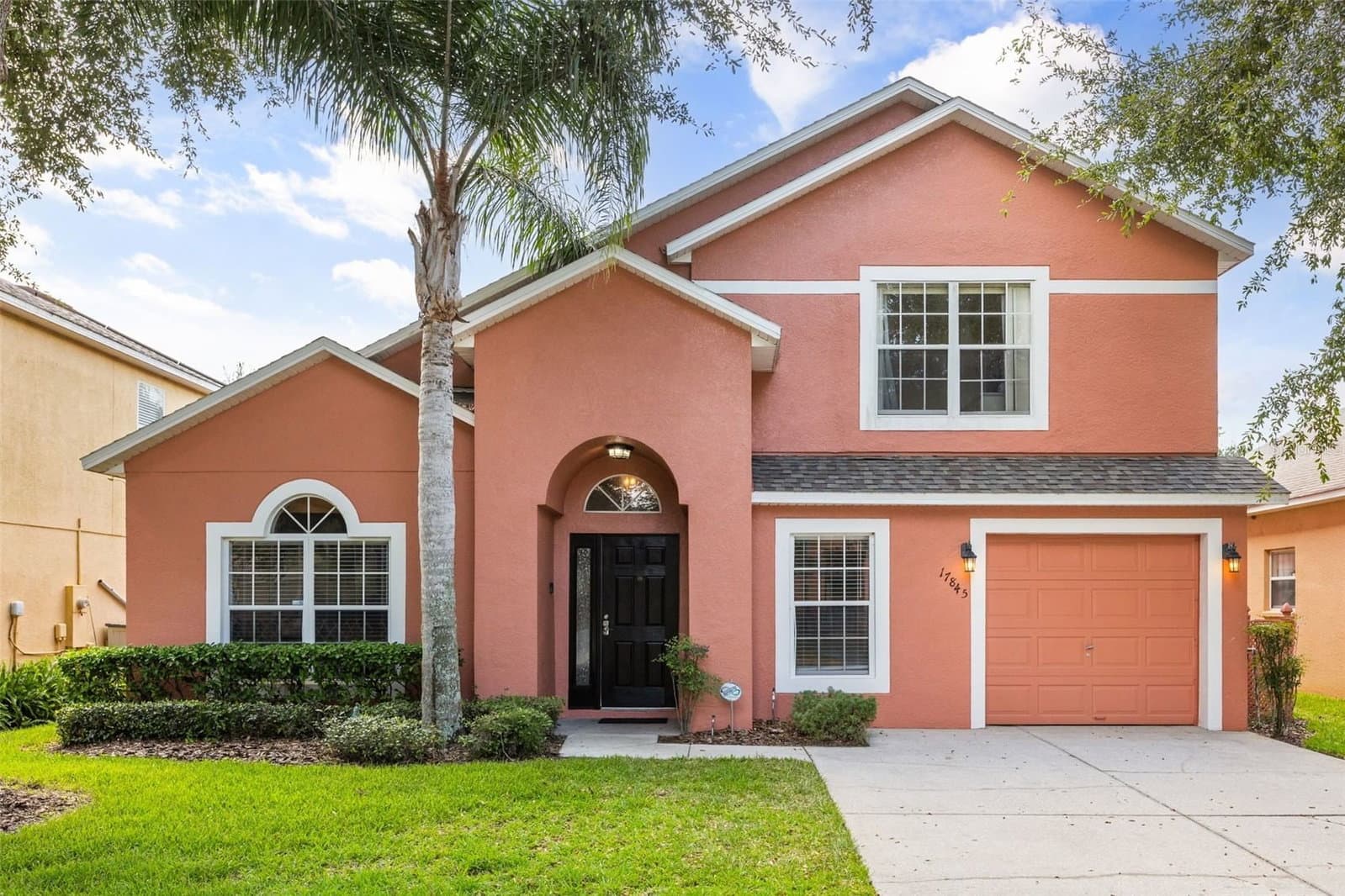 17845 WOODCREST