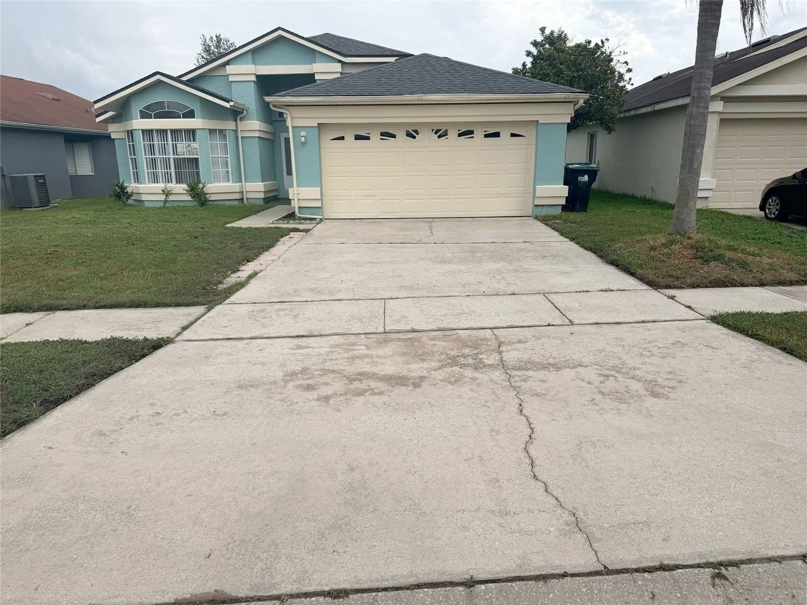 1619 ELMSTEAD