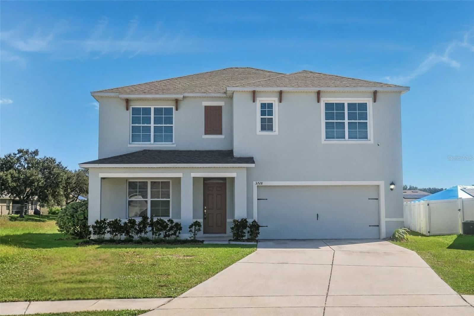 3228 COUNTRY WALK CLUB