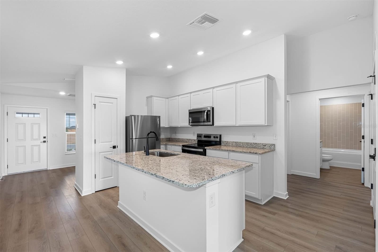 609 BLACKTHORN
