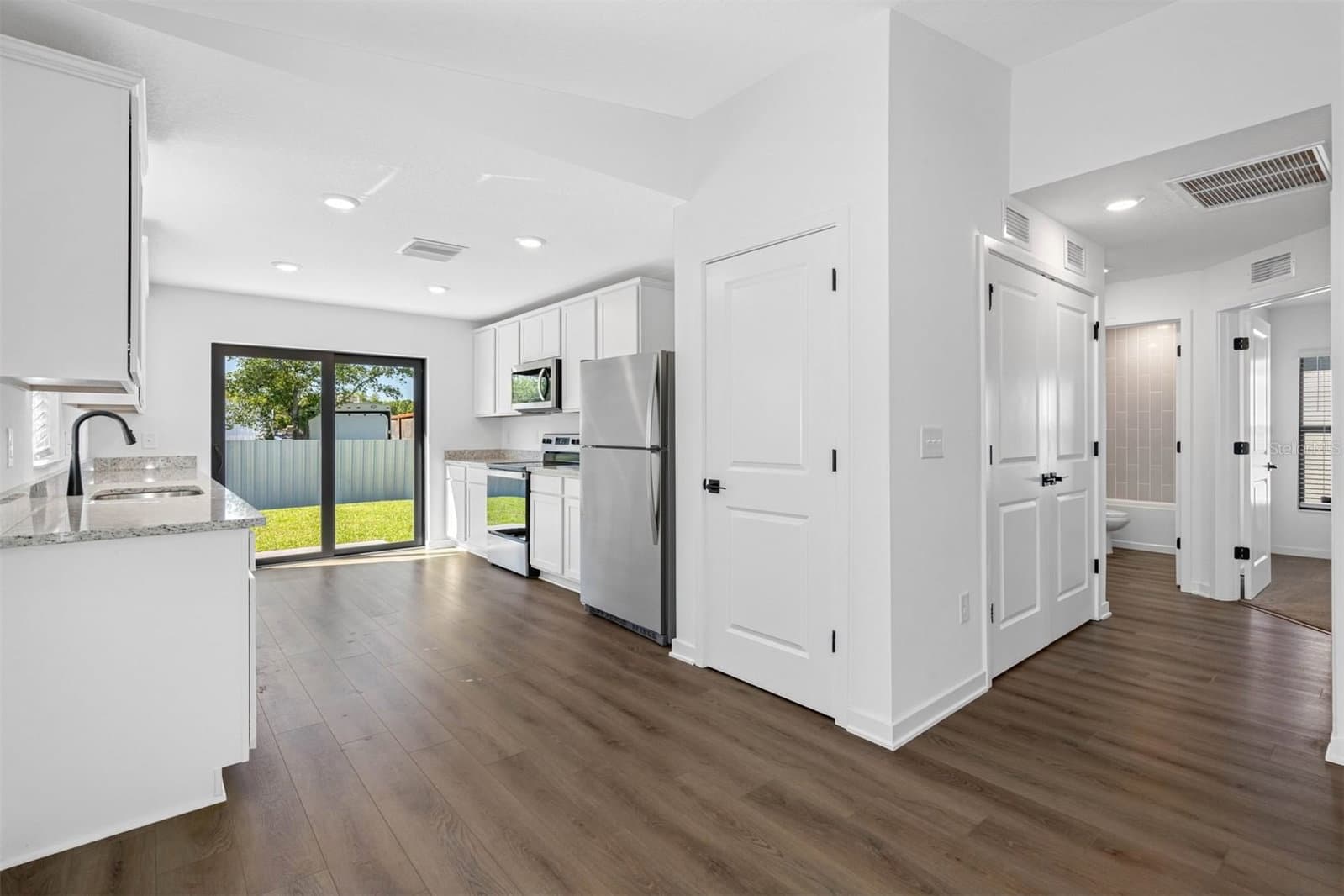 602 BLACKTHORN