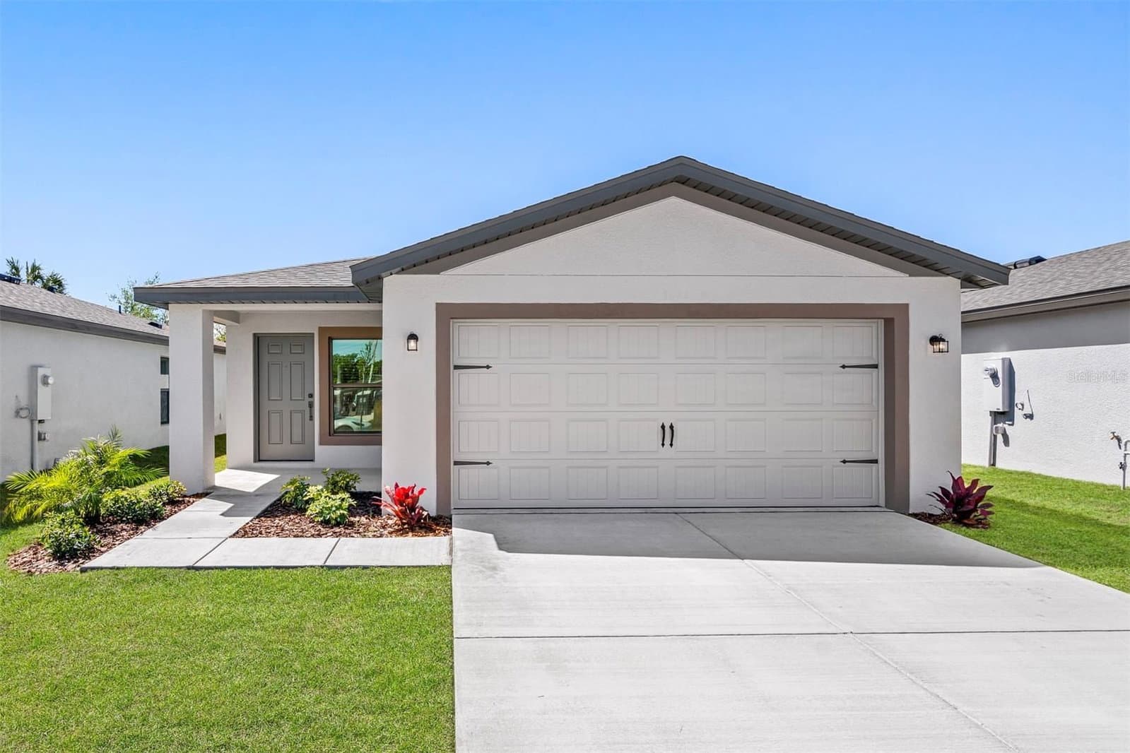 590 BLACKTHORN