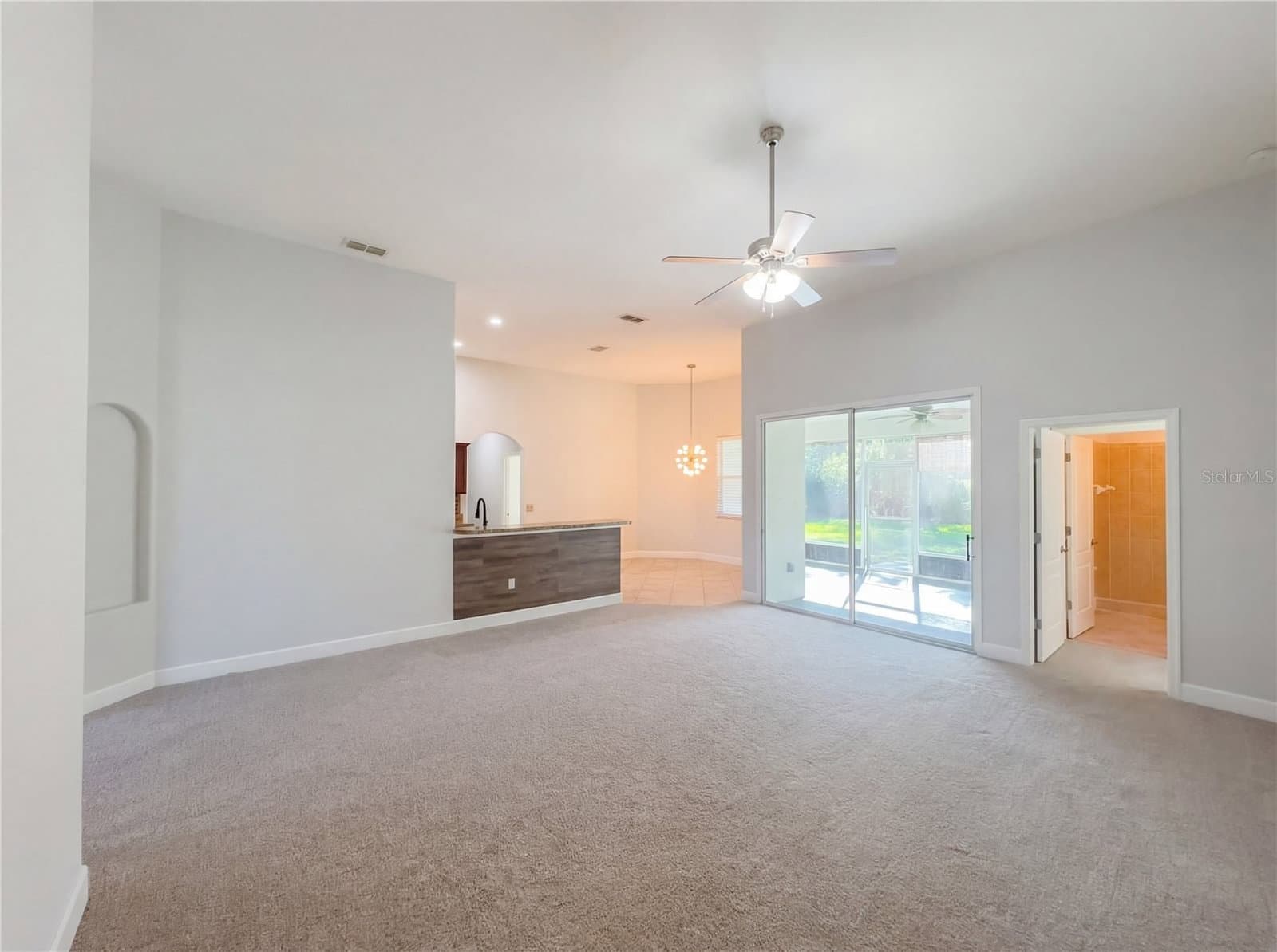 6326 HICKORY LEAF