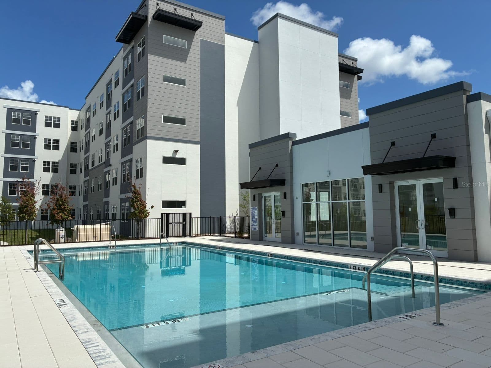 5587 MILLENIA PARK