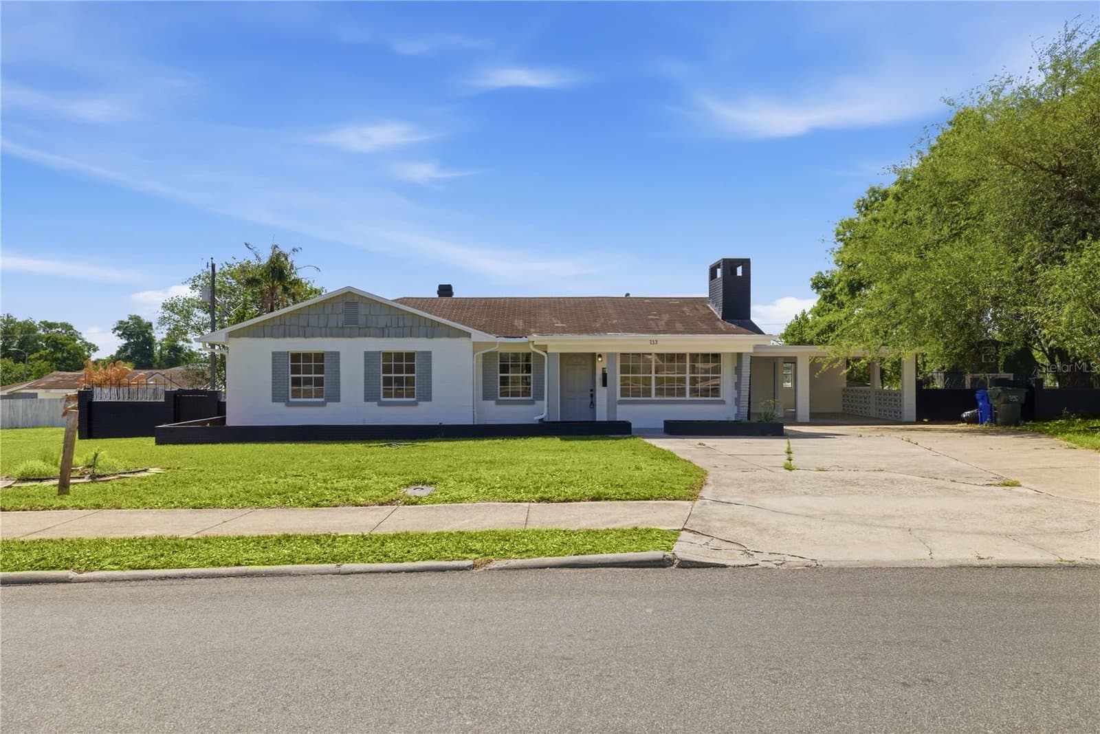 113 EASTWAY DR
