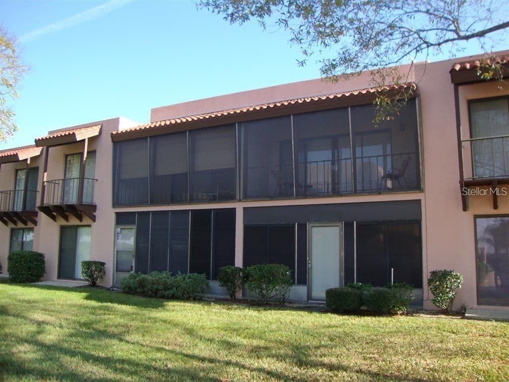 215 LA CASA
