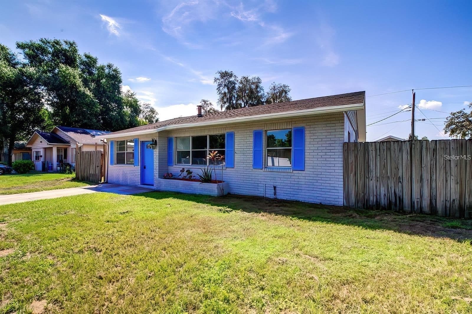 2107 MONTICELLO