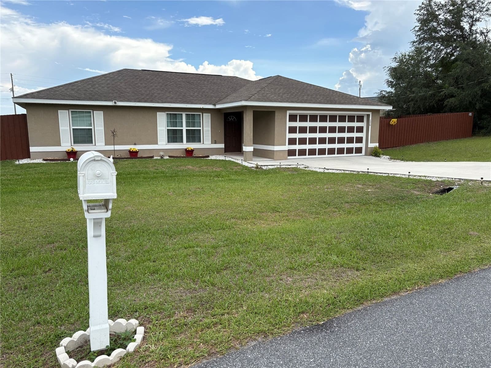 176 JUNIPER LOOP
