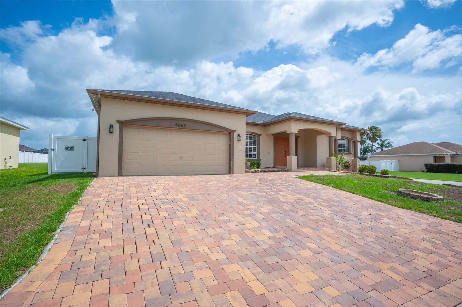 8653 PEBBLEBROOKE