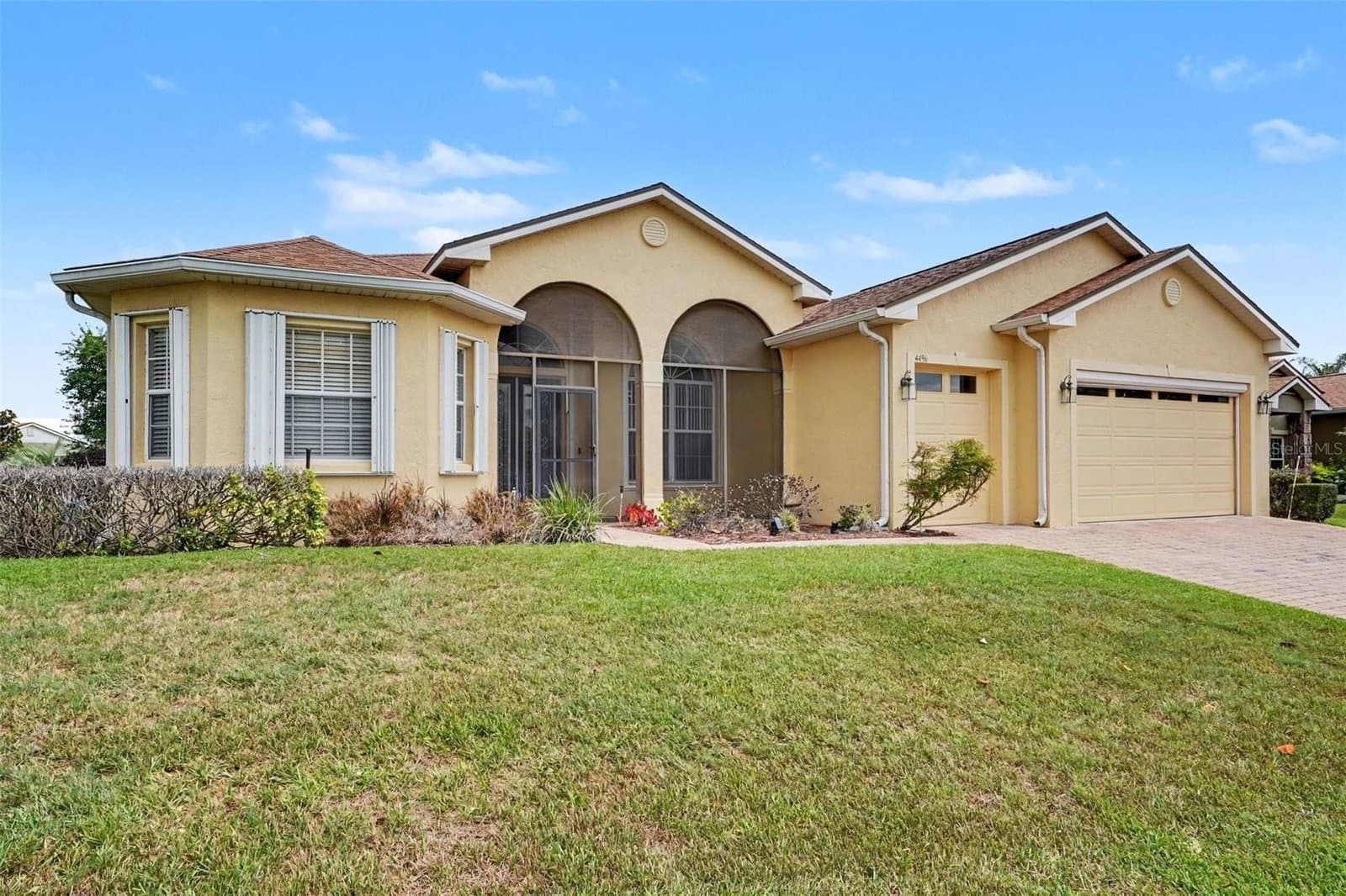 4496 STRATHMORE