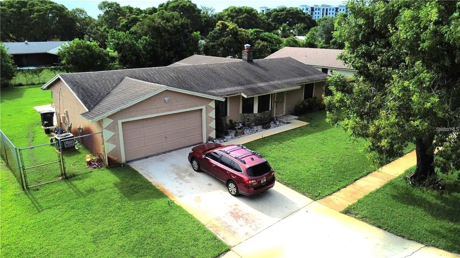 4215 LATONA, West Palm Beach, FL