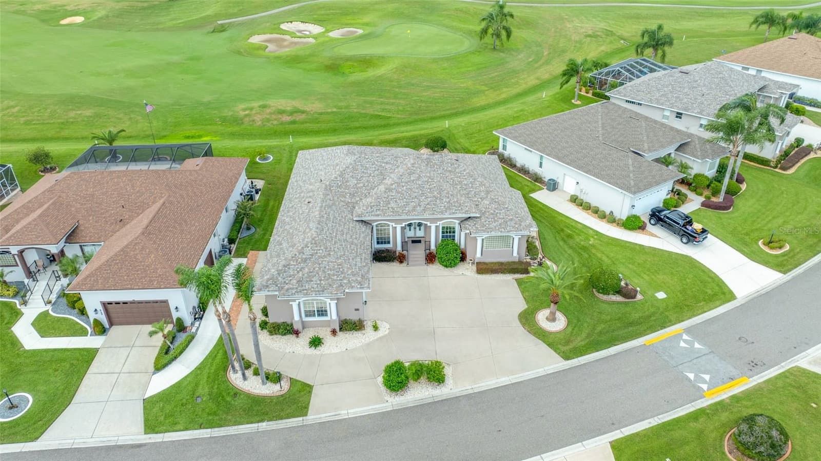 Photo 5 of 6750 HUNTINGTON HILLS