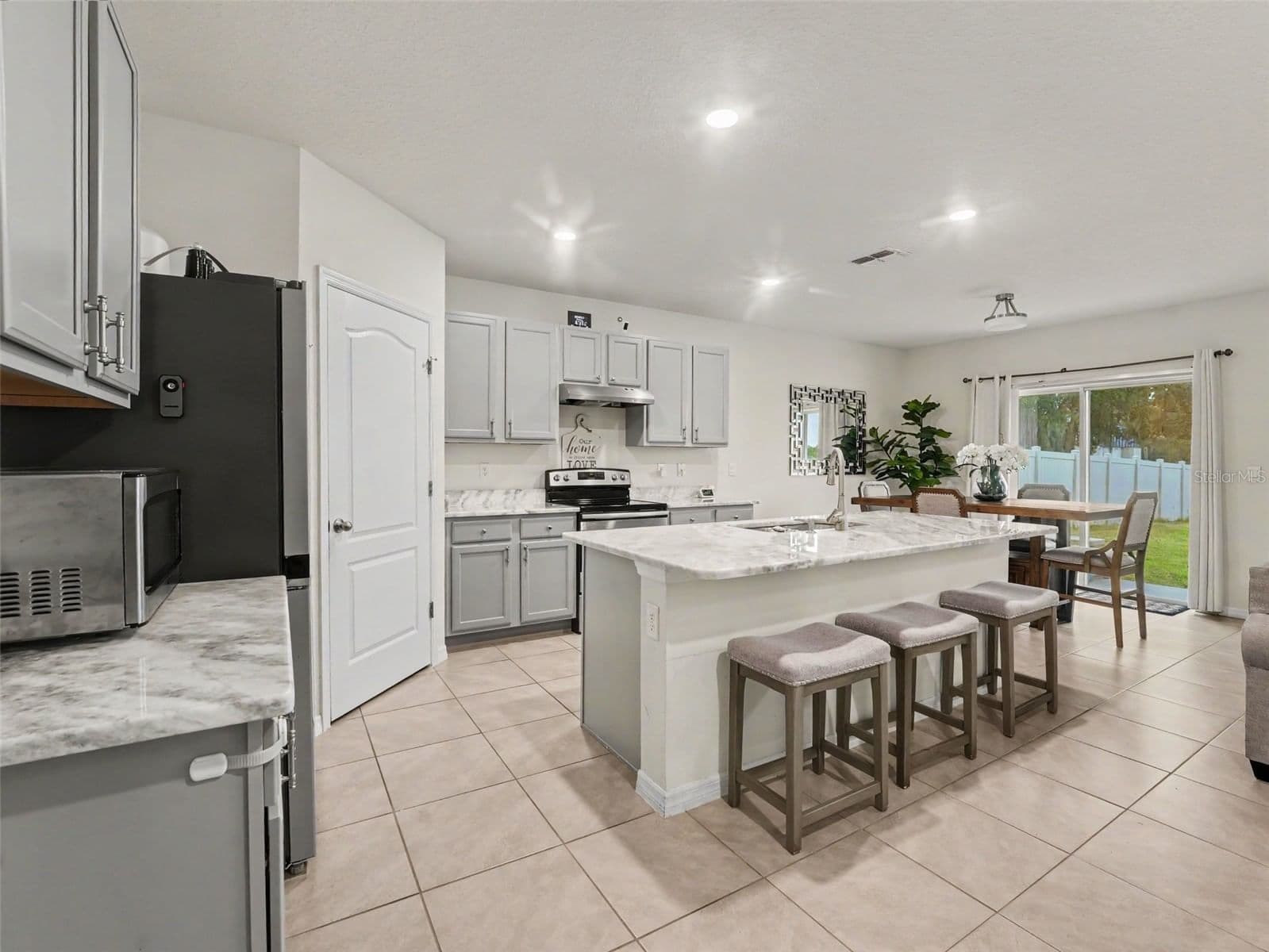 Photo 5 of 210 MEADOWBROOK