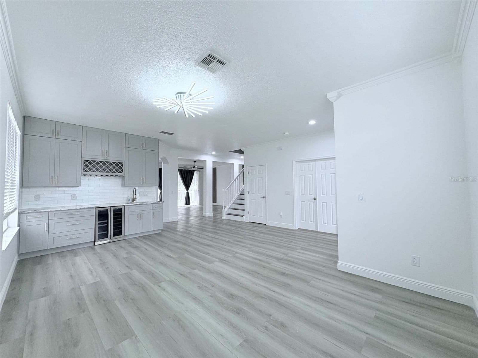 2157 WINTERMERE POINTE