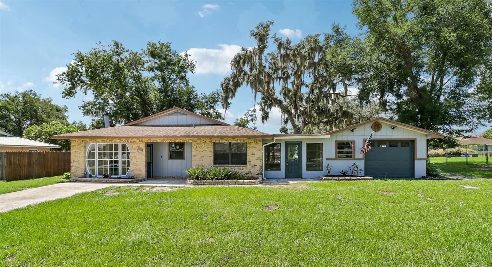 2718 SHADYWOOD