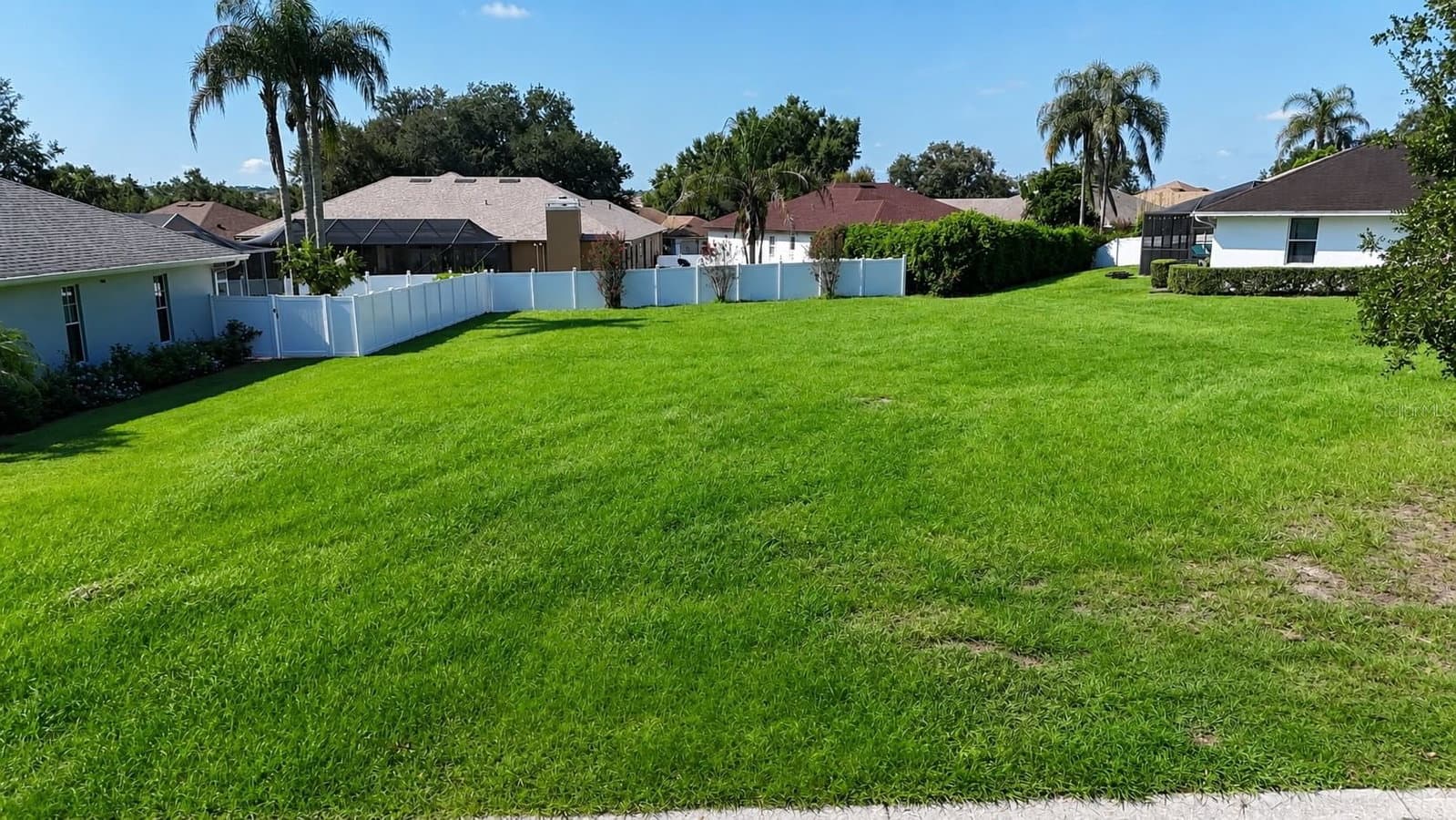 Photo 4 of 2116 LONGLEAF