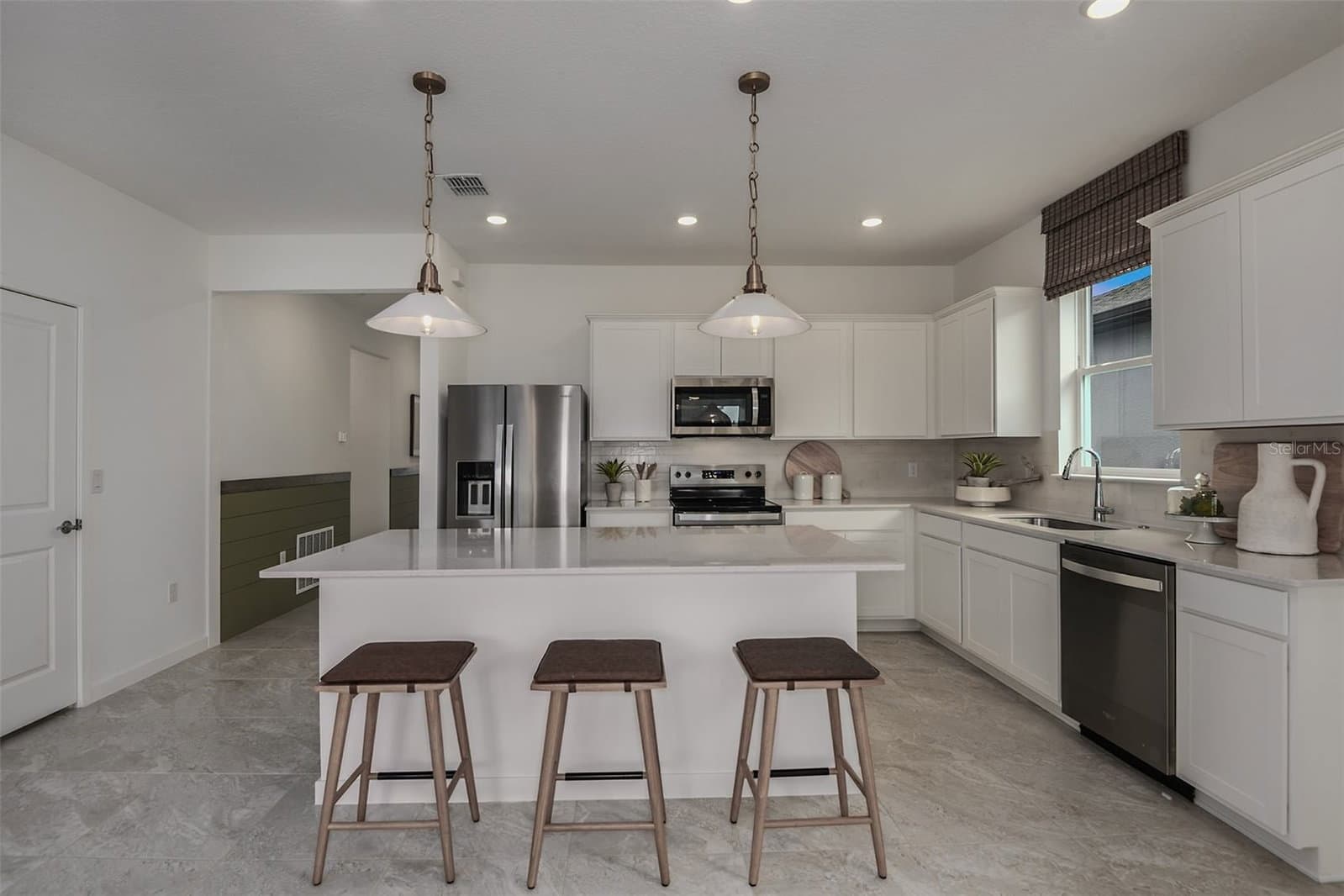 Photo 4 of 8545 65TH STREET