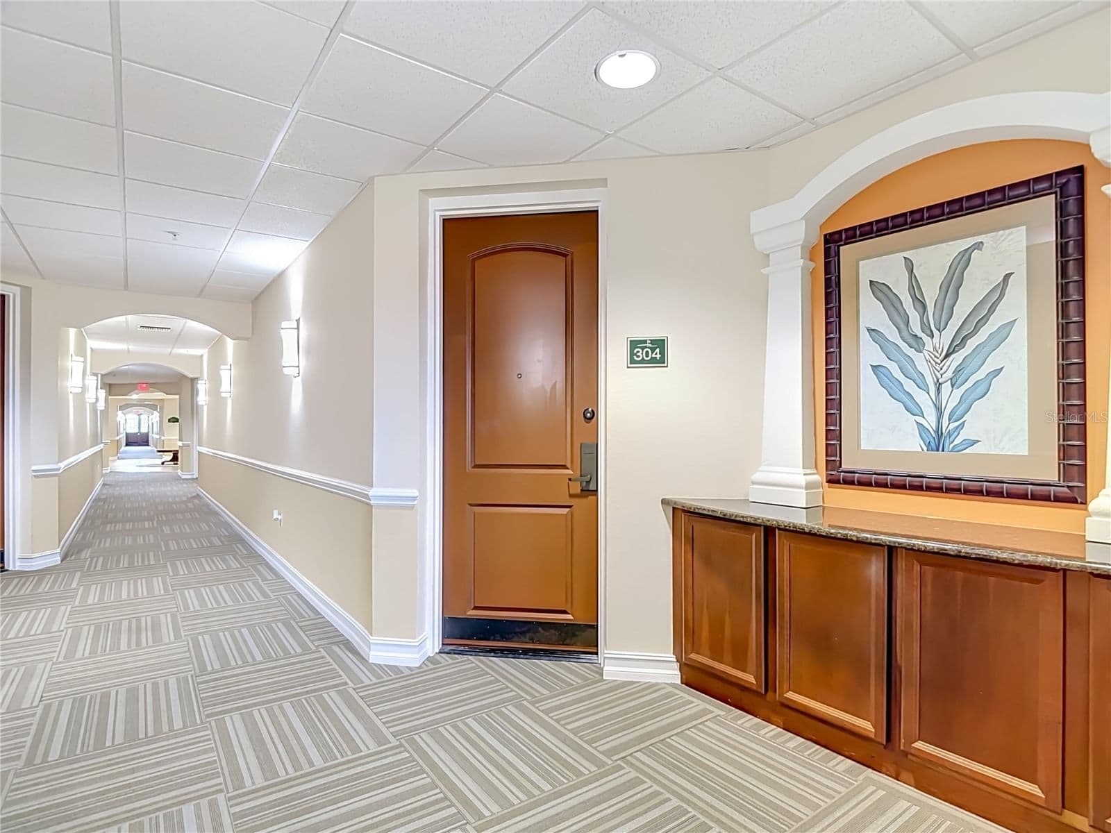13941 CLUBHOUSE