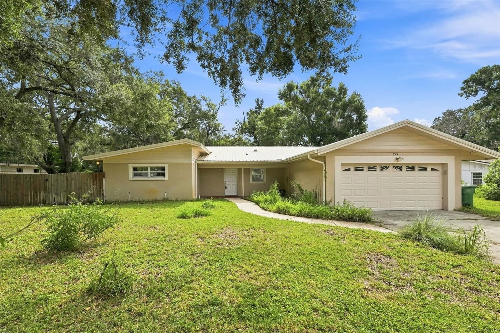 11515 RAVINE, Tampa, FL