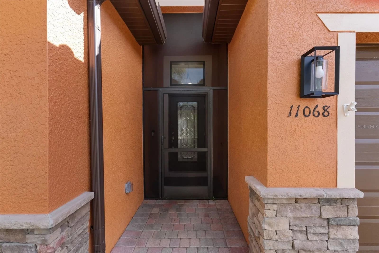 Photo 4 of 11068 CHERRY LAUREL DR.