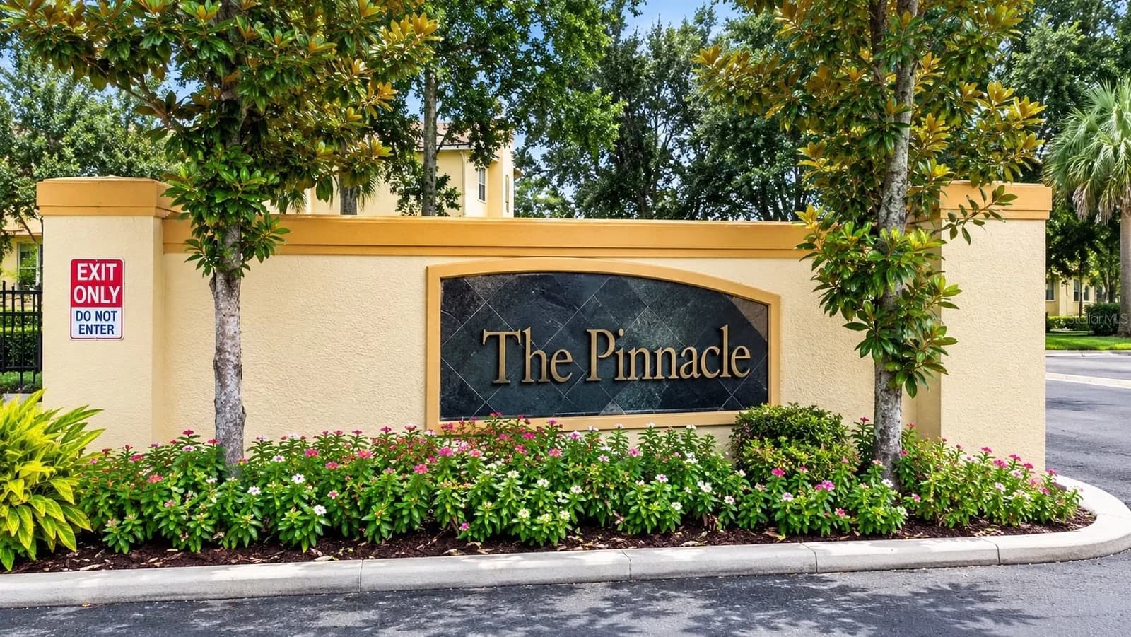 5610 PINNACLE HEIGHTS