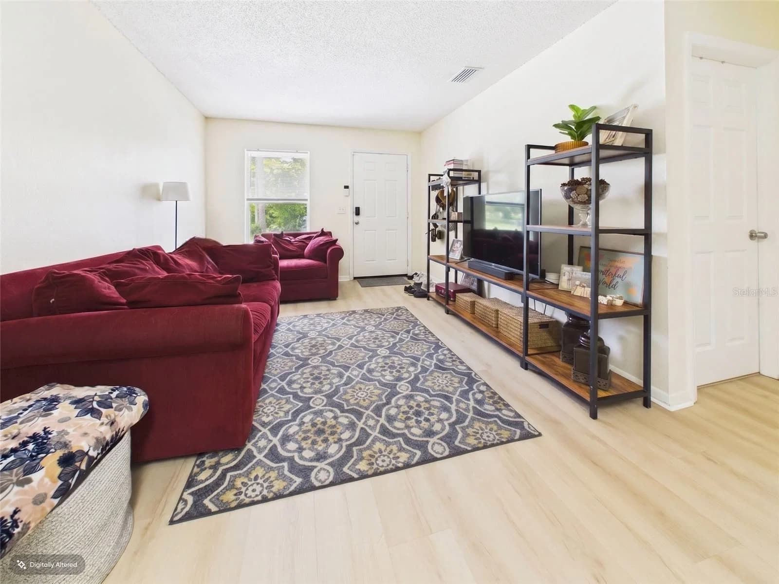 1411 109TH, Tampa, FL