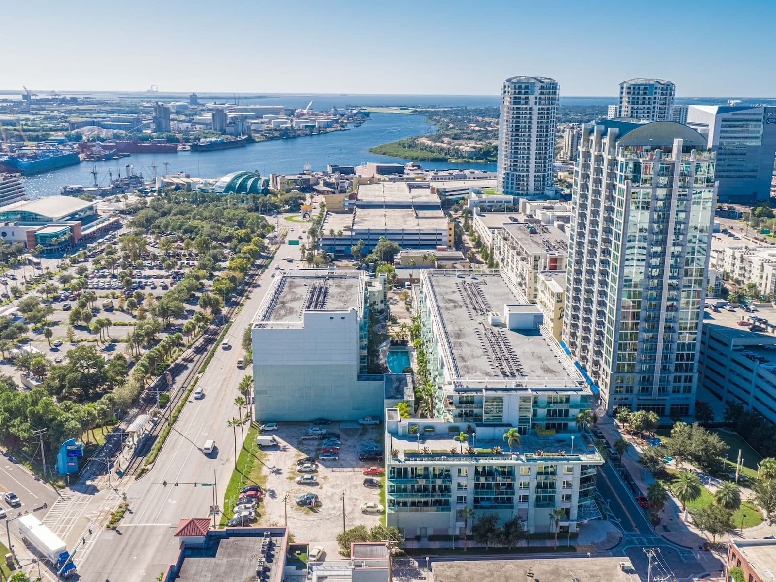 912 CHANNELSIDE, Tampa, FL