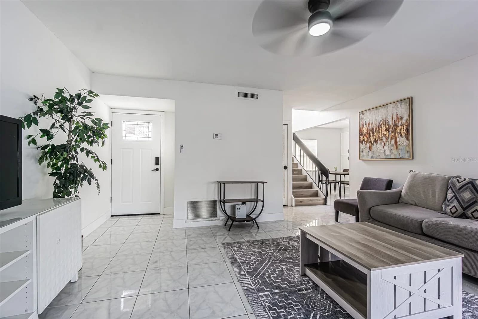 Photo 3 of 10305 BRAMBLEWOOD