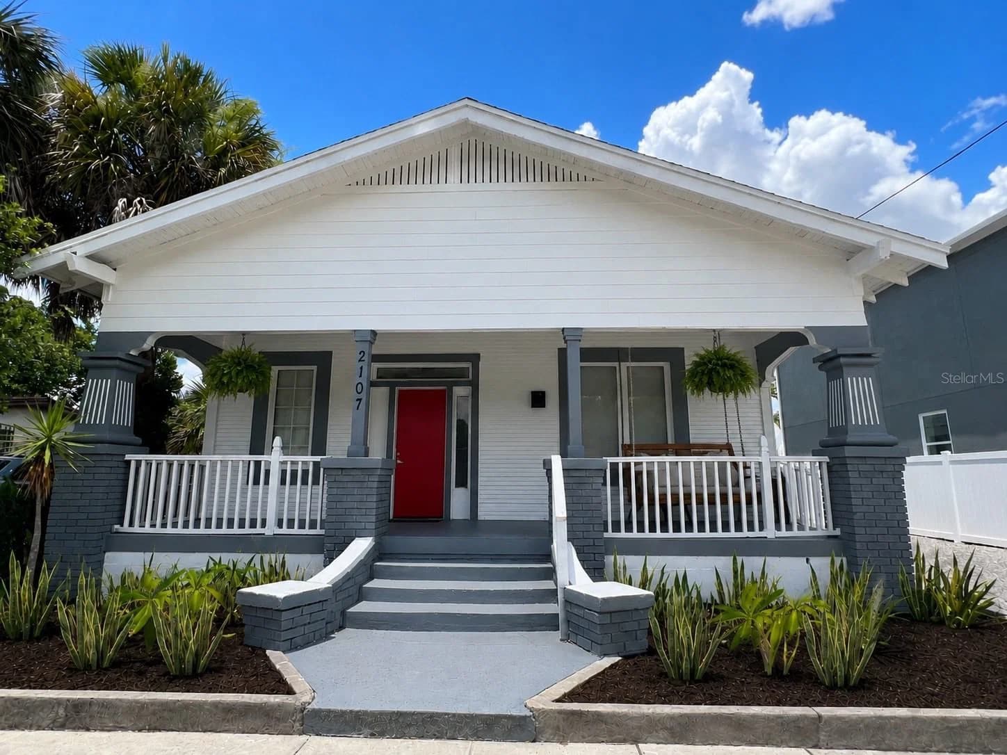 2107 CHESTNUT, Tampa, FL