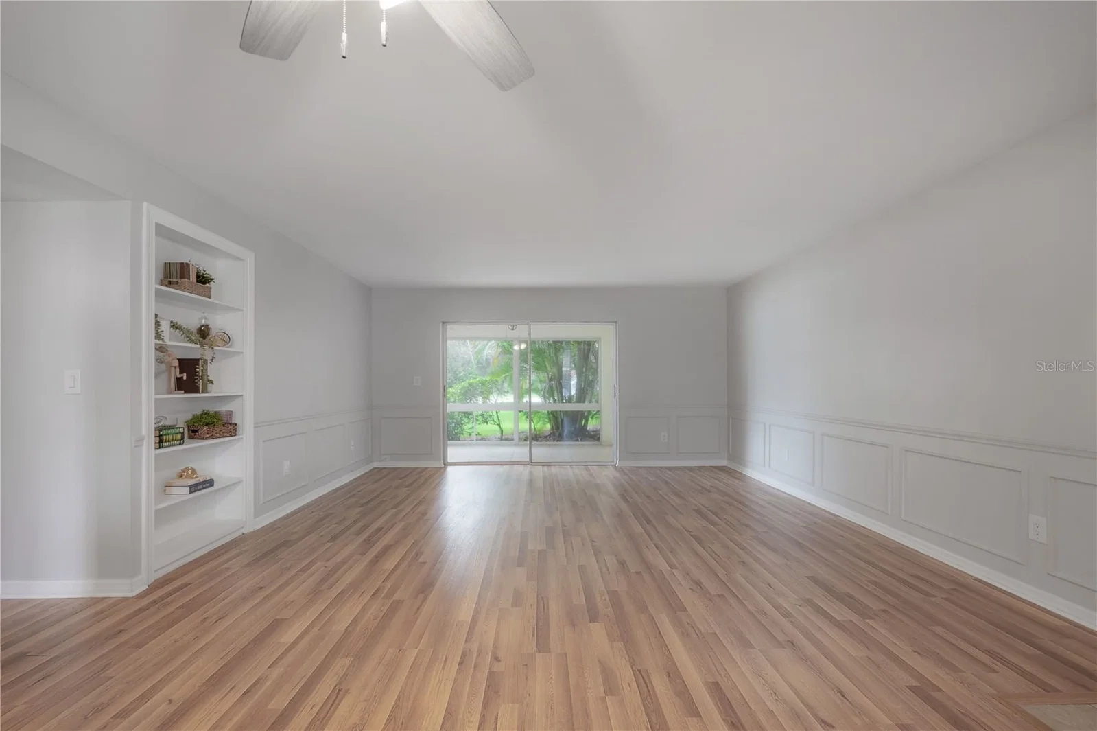 Photo 5 of 10391 CARROLLWOOD