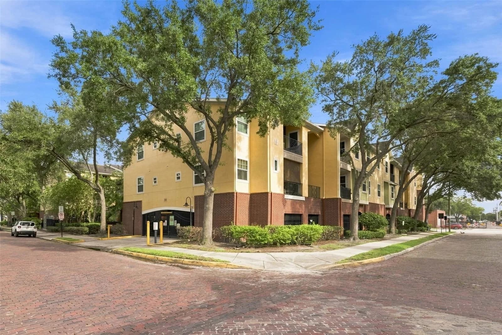 2010 PALM, Tampa, FL