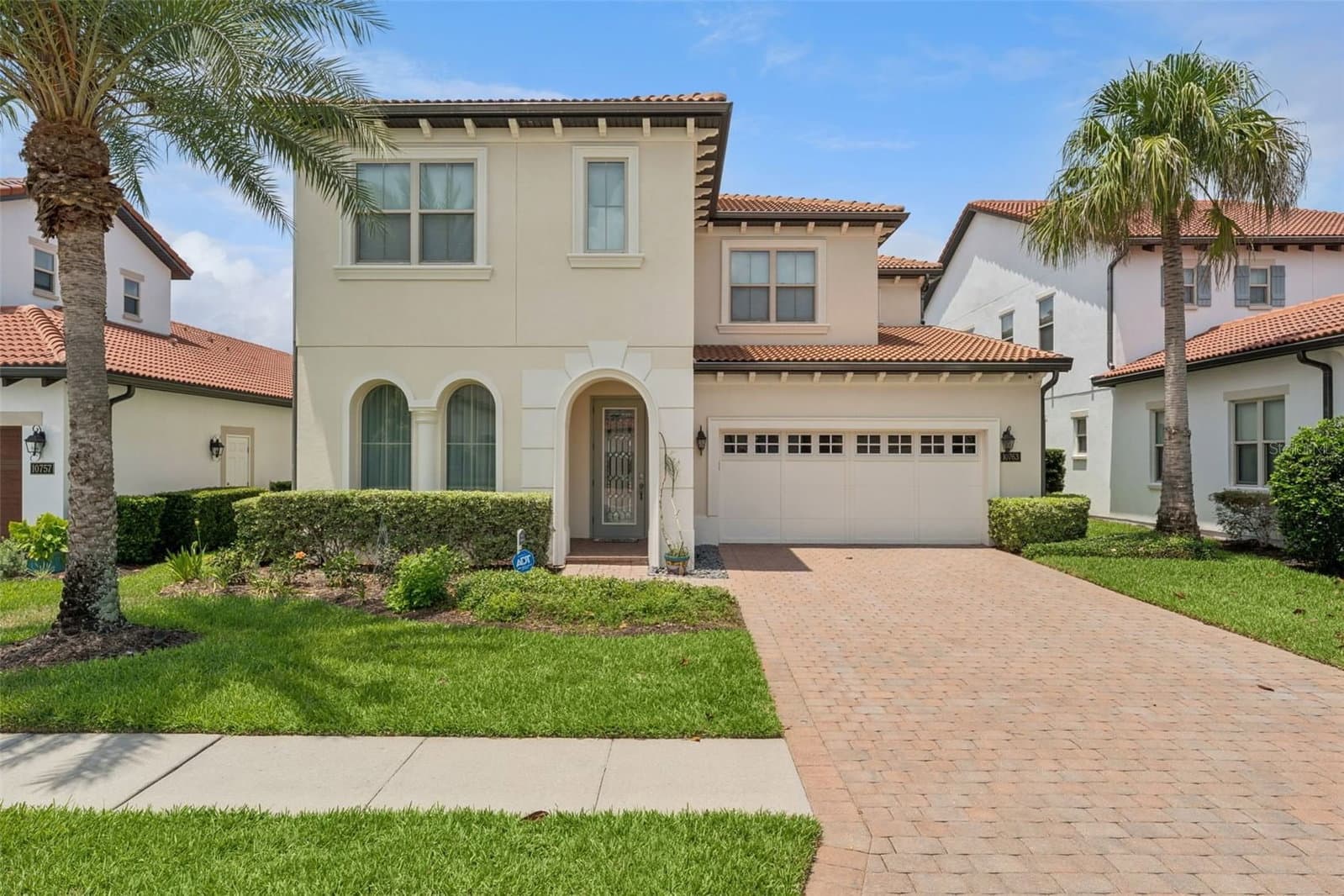 10763 ROYAL CYPRESS