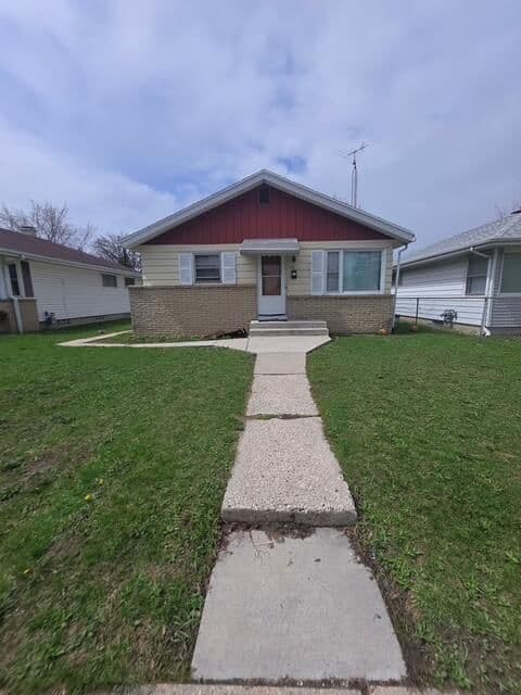 4871 Sherman