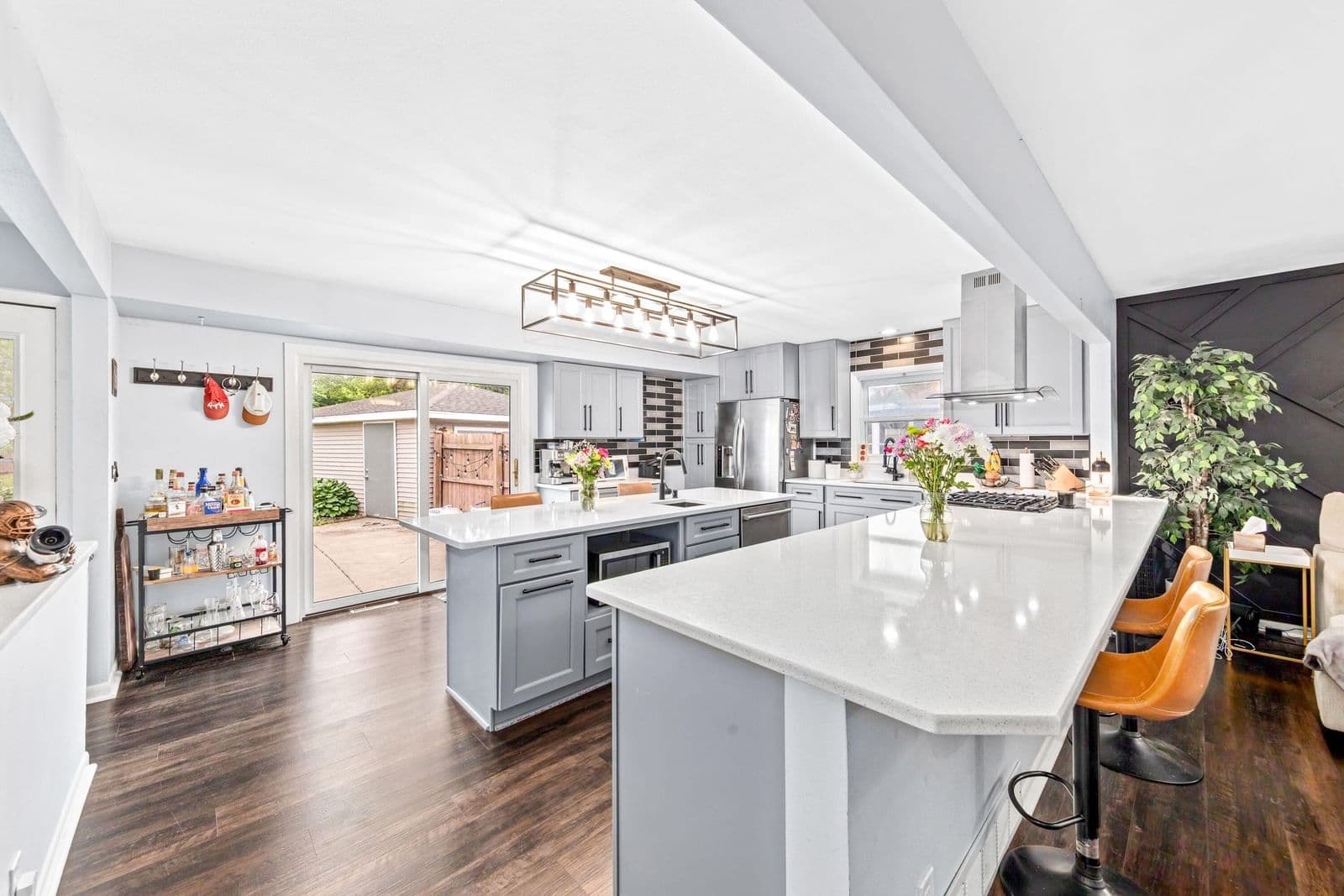3739 Parnell