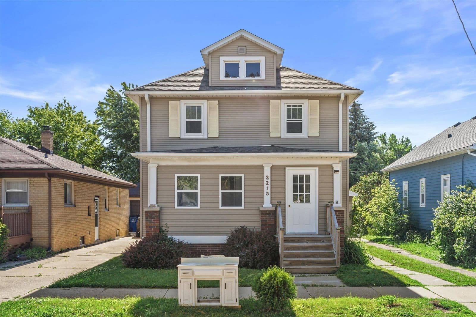 2213 Carlilse