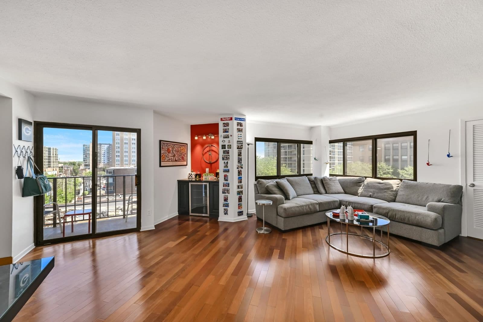 1633 Prospect