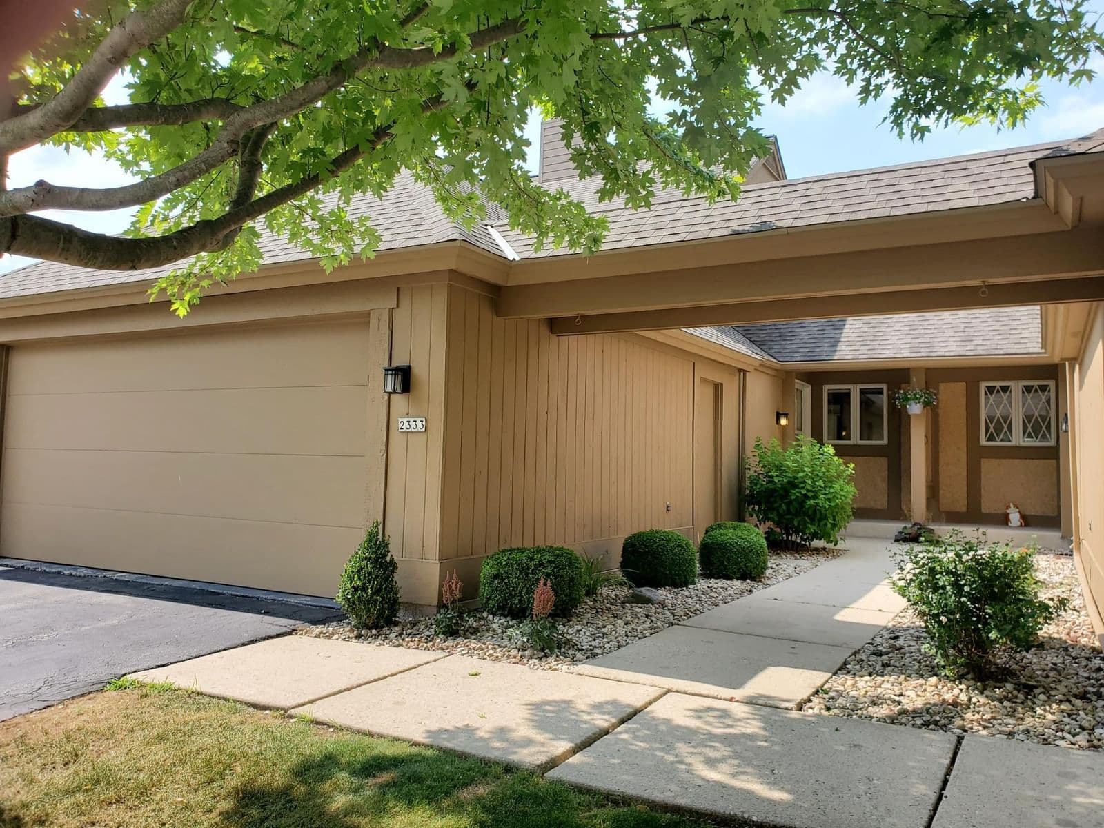 2333 Cumberland, Mequon, WI