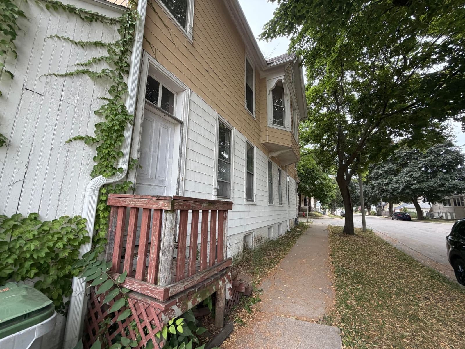 2477 Burrell