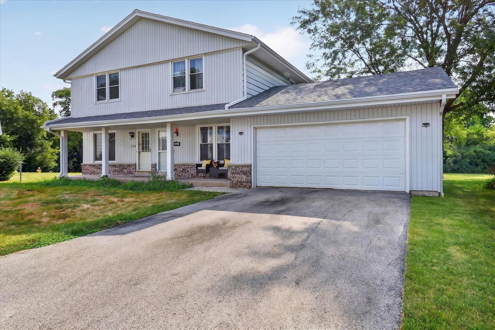 9219 Green View