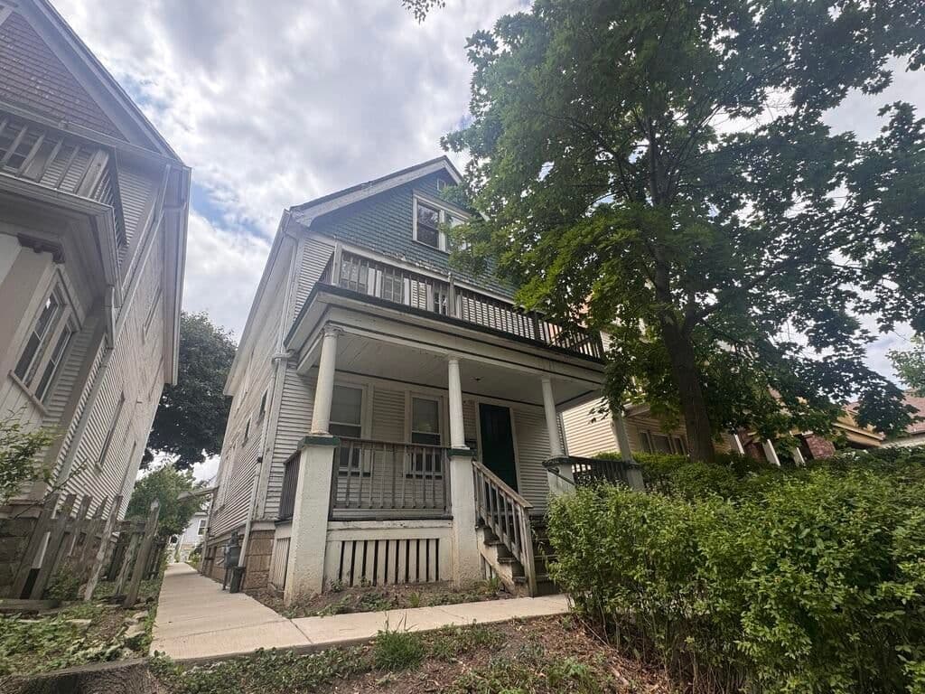 3059 Bremen, Milwaukee, WI