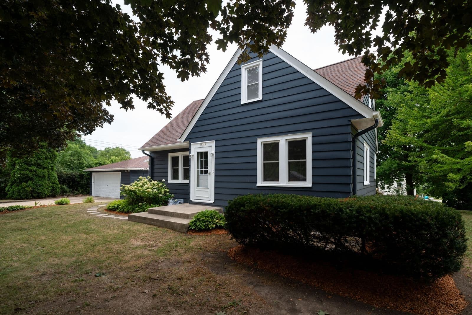 10431 Courtland