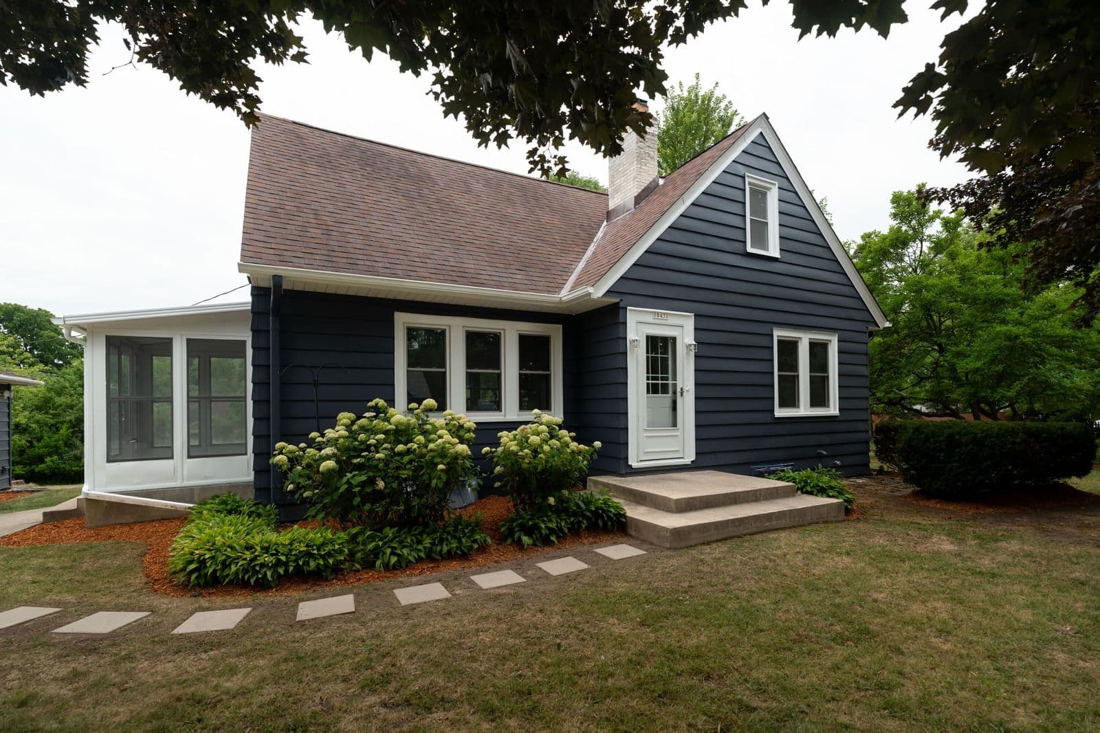 10431 Courtland