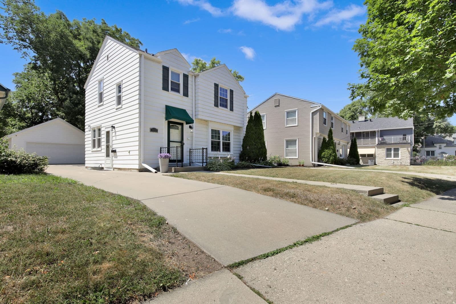 1019 Glenview