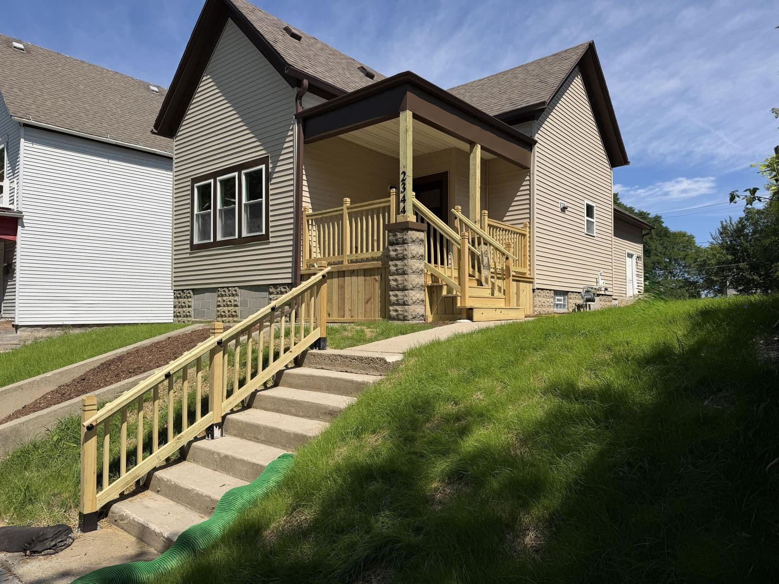 2344 Dr William Finlayson