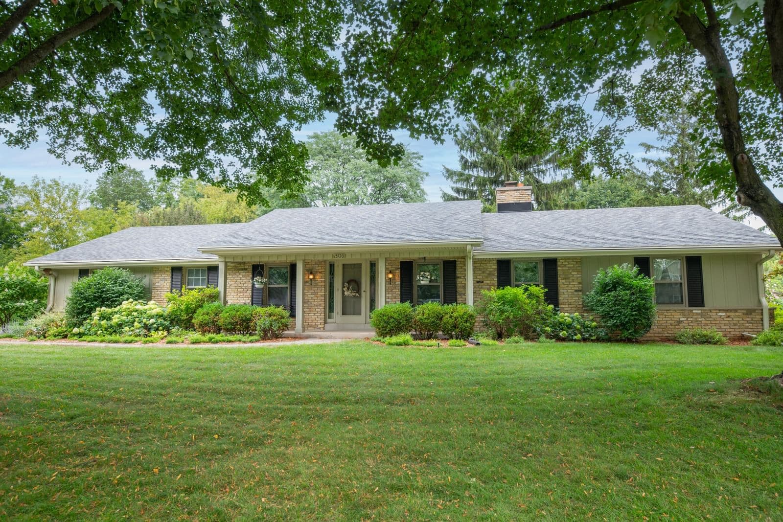 15720 Roualt, Brookfield, WI