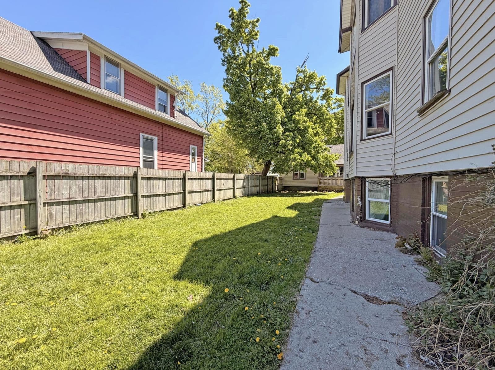 1533 Winslow