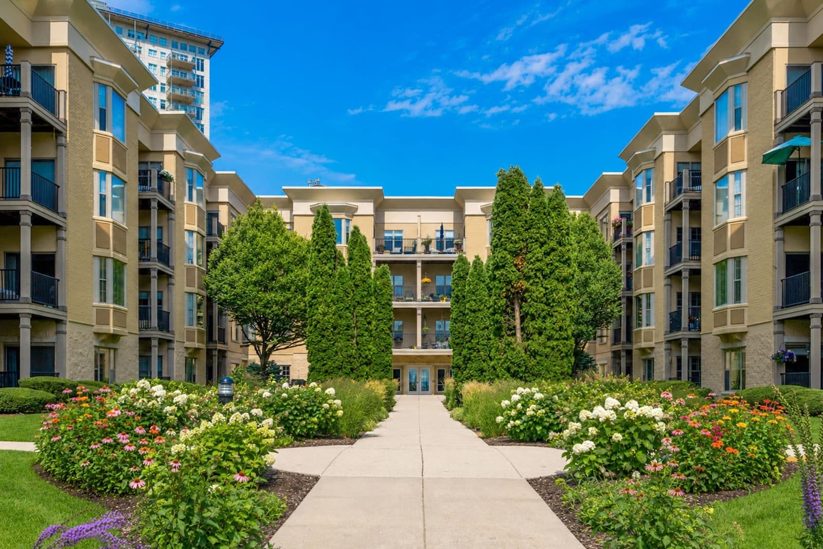 1300 Prospect