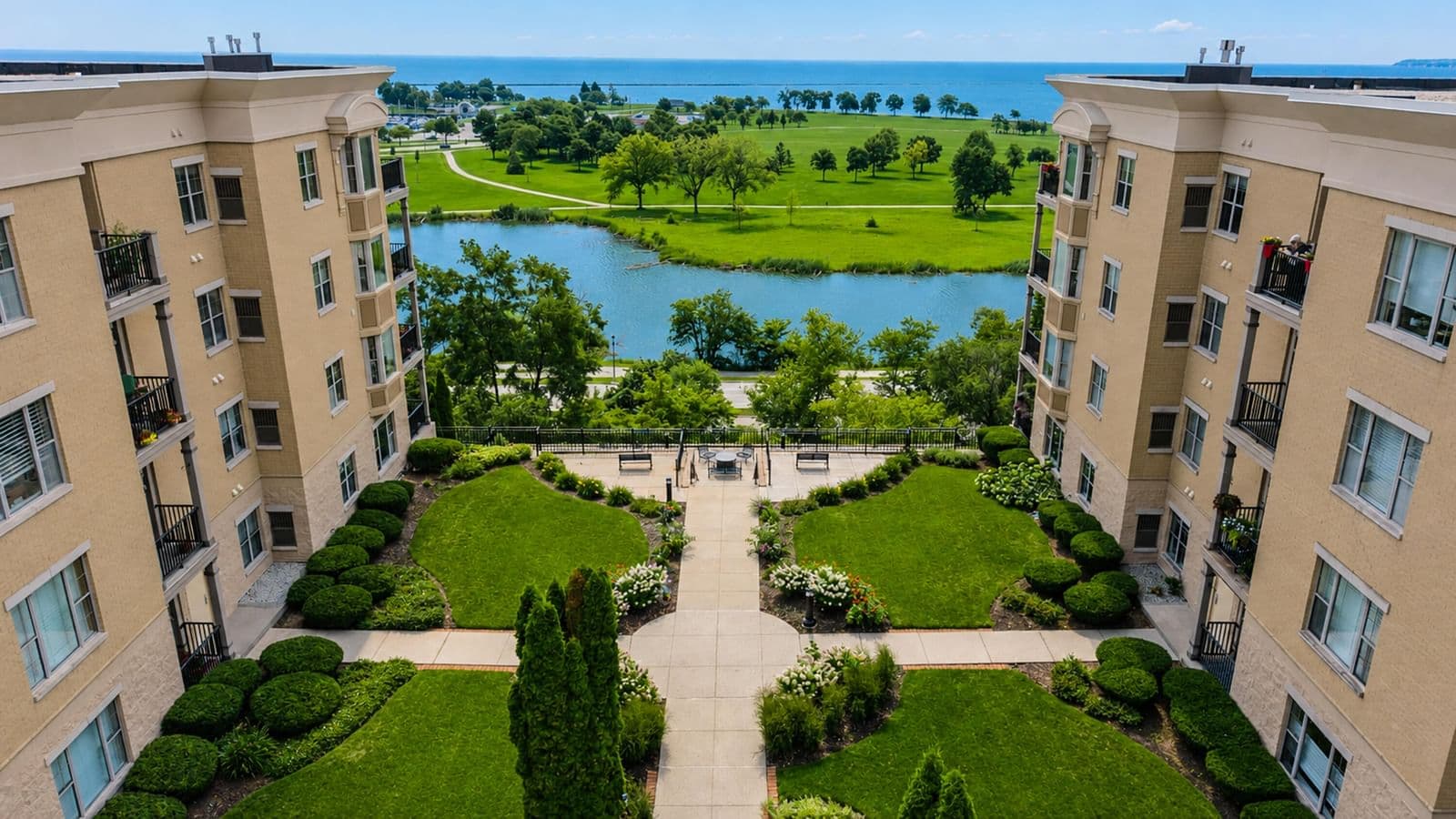 1300 Prospect