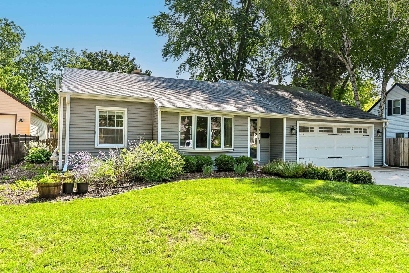 W62N352 Hanover, Cedarburg, WI